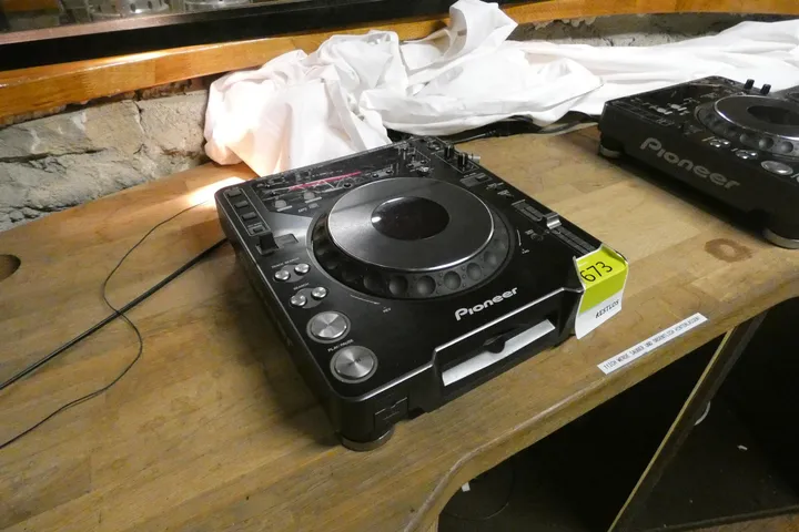 Pioneer - Compact Disc Player Modell: CDJ-1000MK3